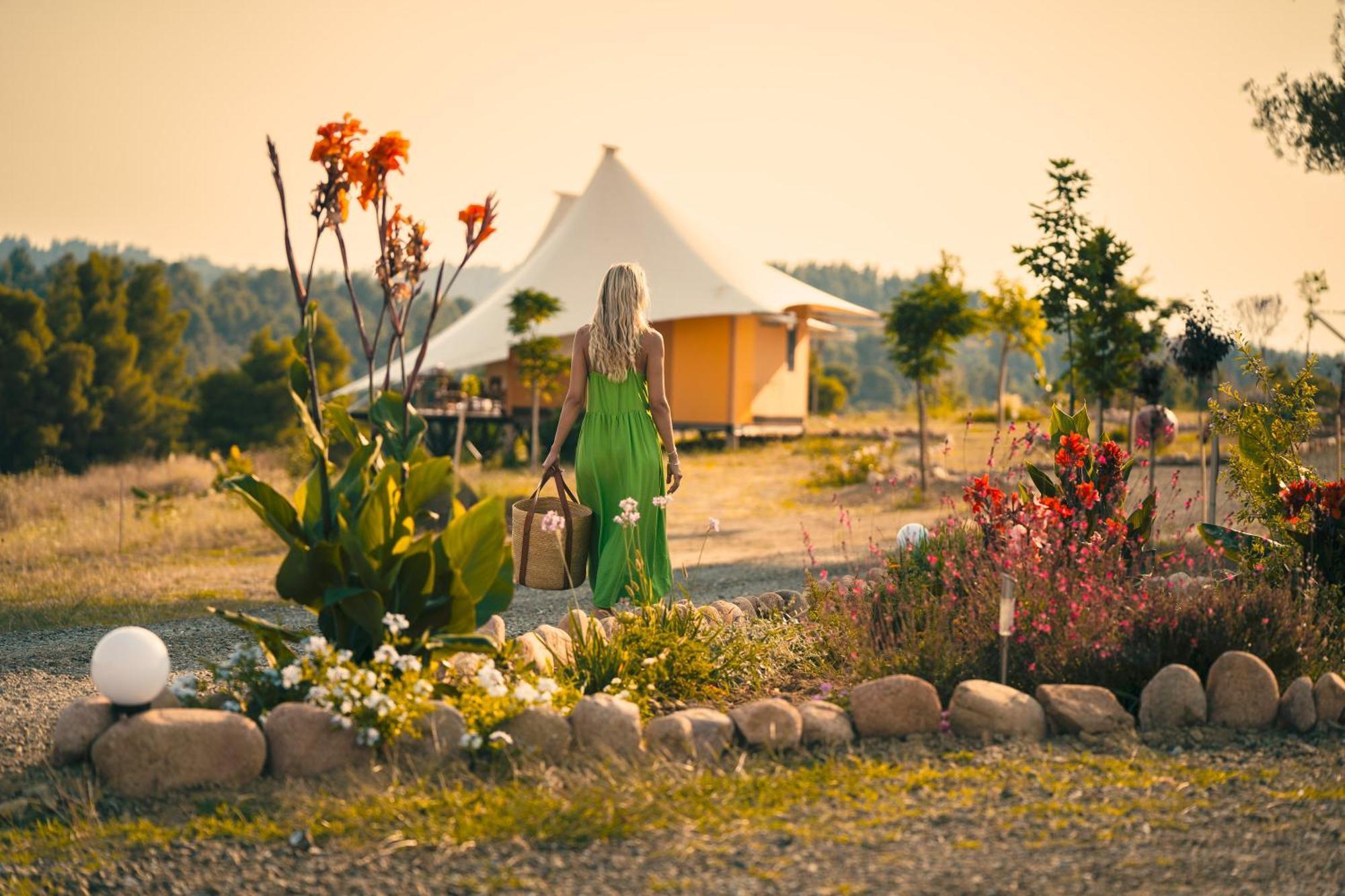 Ihousevillage Πολύχρονο Εξωτερικό φωτογραφία